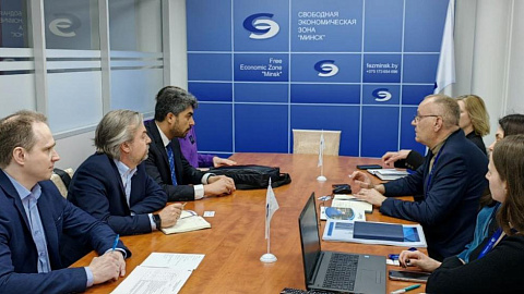 At the business site of the FEZ Minsk, a meeting was held between the management of the FEZ administration and the founder and head of Zafaran Pharmaceuticals (Afghanistan), Dr. Hashmat Seyar Amarkhail