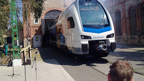 Stadler Minsk to supply 19 trains to Hungary